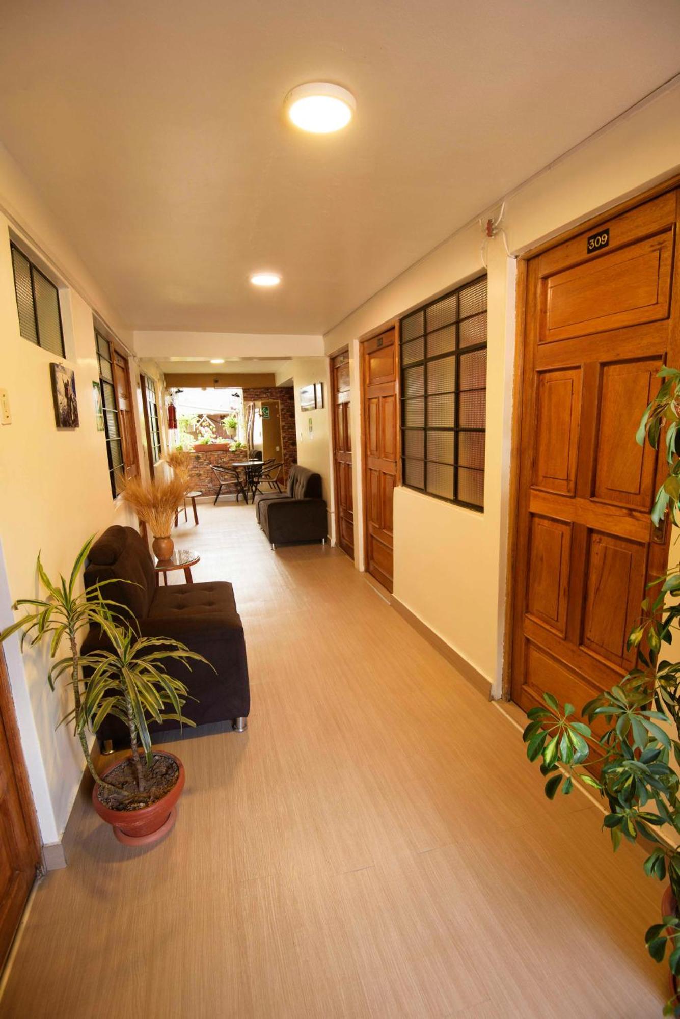 Hotel Virgen Del Carmen - Huaraz Eksteriør billede